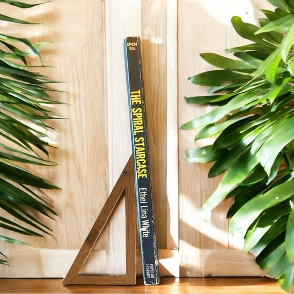 VINTAGE The Spiral Staircase by Ethel Lina White Paperback Mystery Book - Picture 3 of 6